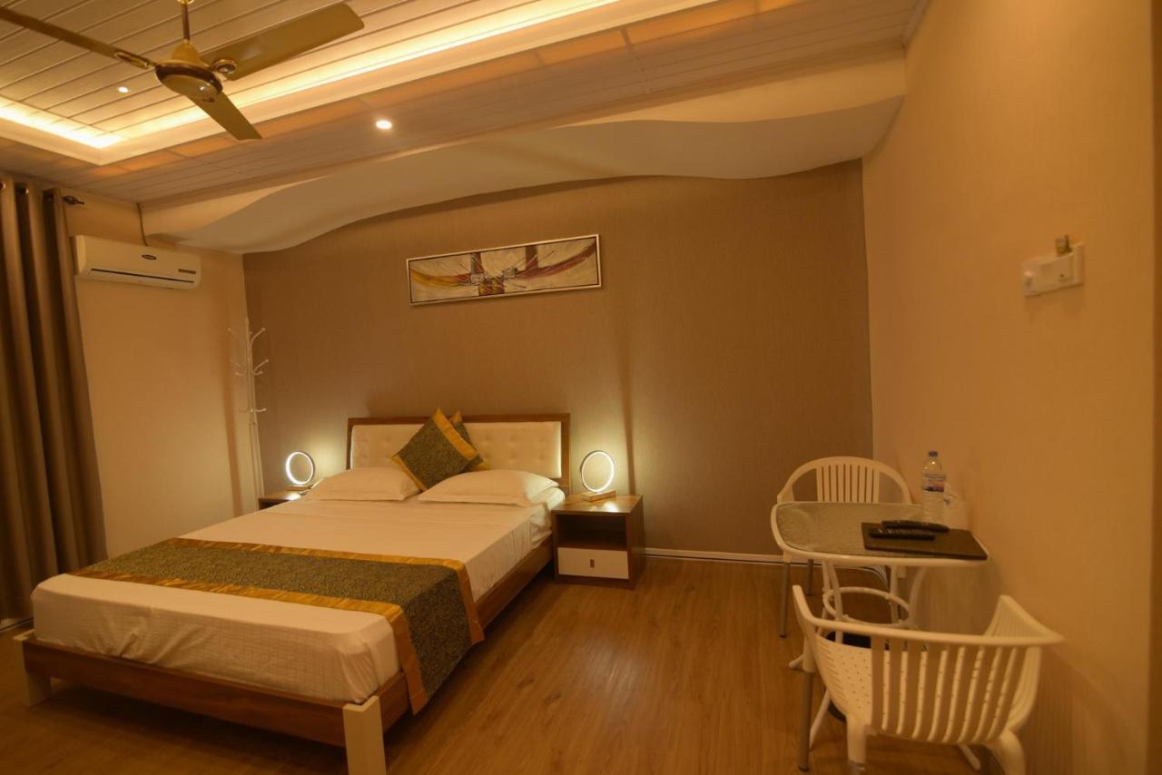 קורונגאלה Hotel Blue Sky מראה חיצוני תמונה